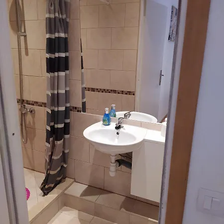 Apartment Zana *
