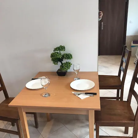 Zana Apartment