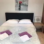 Apartman Zana *